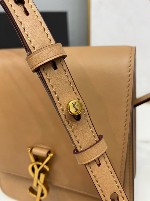 Amelia - YSL Bag - 2074