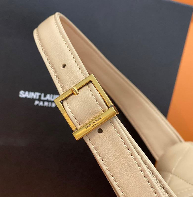 Amelia - YSL Bag - 2068