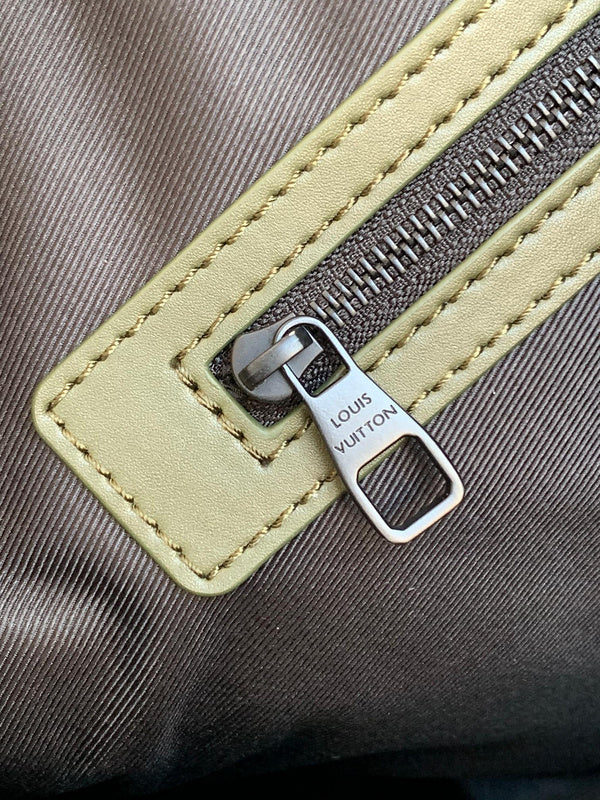 Fan Fashion Lu-Vi bags - 17287