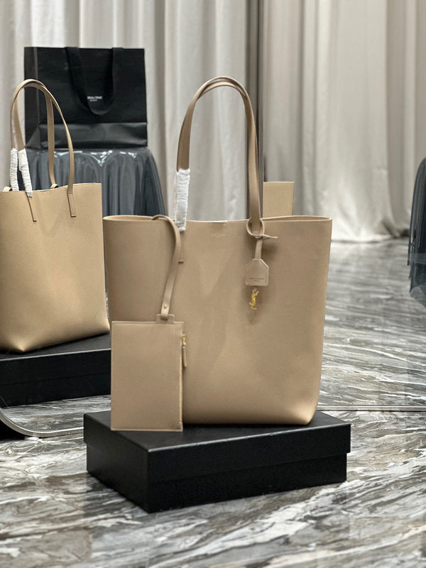 Amelia - YSL Bag - 3951
