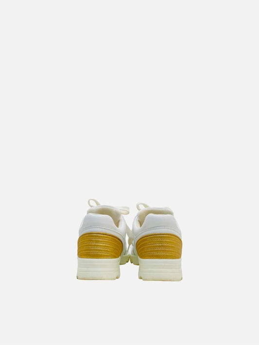 CHANEL White w/ Gold Size EU 37.5 Sneakers