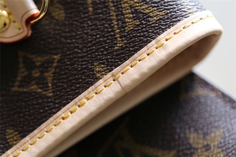 Fan Fashion Lu-Vi bags - 8109