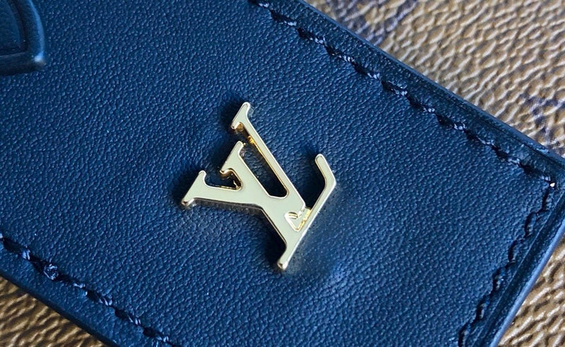 Fan Fashion Lu-Vi bags - 17752