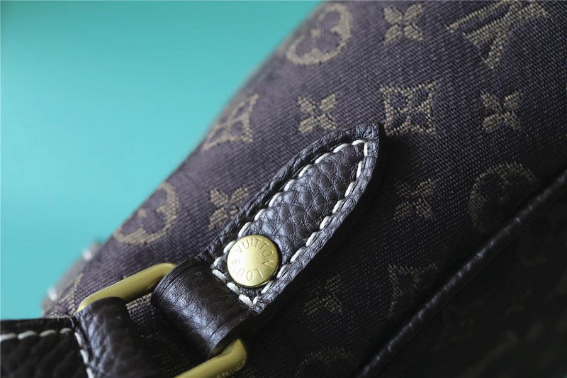Fan Fashion Lu-Vi bags - 9904