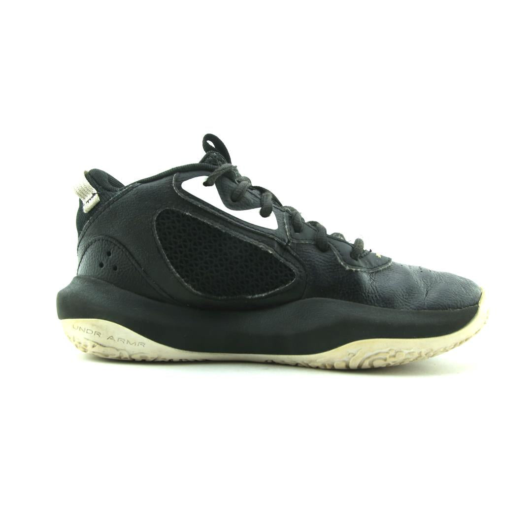 UNDER ARMOUR LOCKDOWN 6