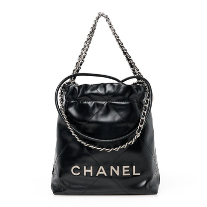 Amelia Shiny Calfskin Quilted Mini 22 Black