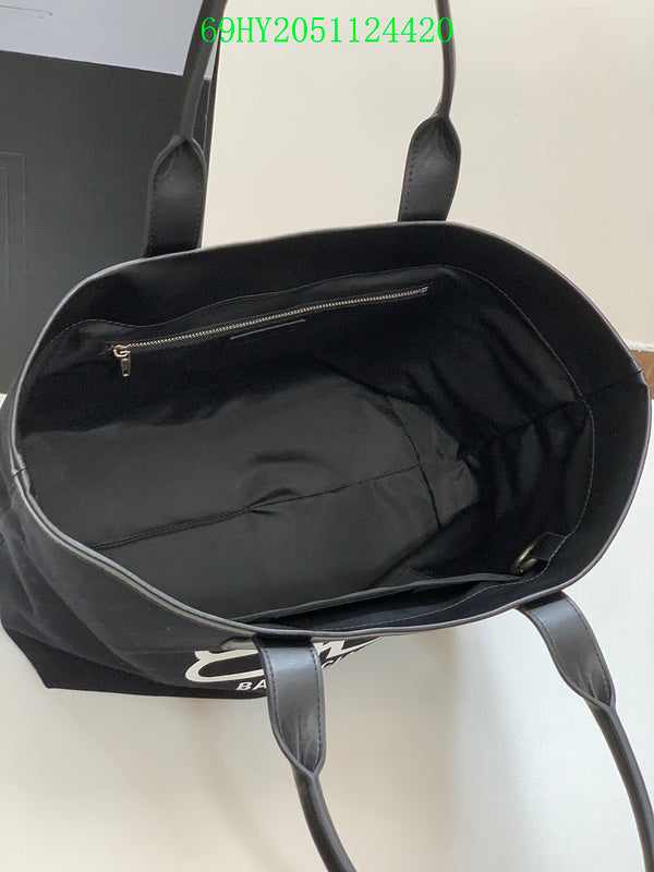 Amelia - BGA Bags - 1974