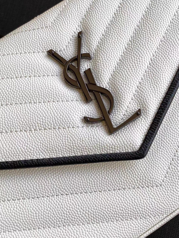 Amelia - YSL Bag - 3680