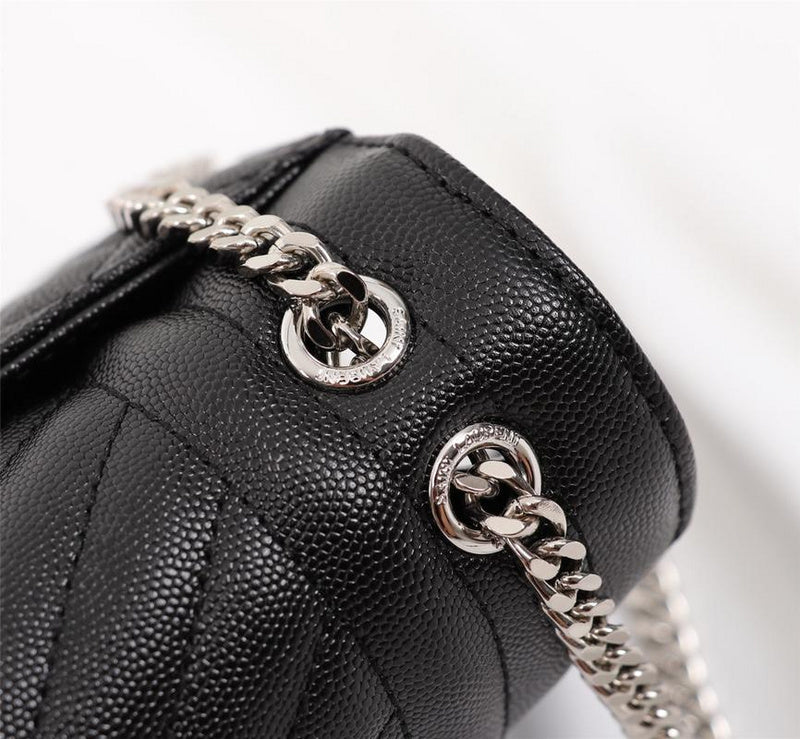 Amelia - YSL Bag - 2651