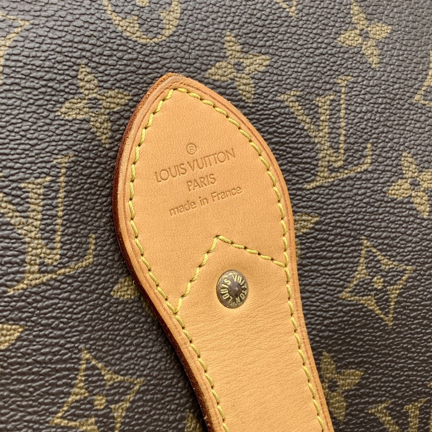 LOUIS VUITTON   Monogram Canvas Garment Bag Chasse M41140