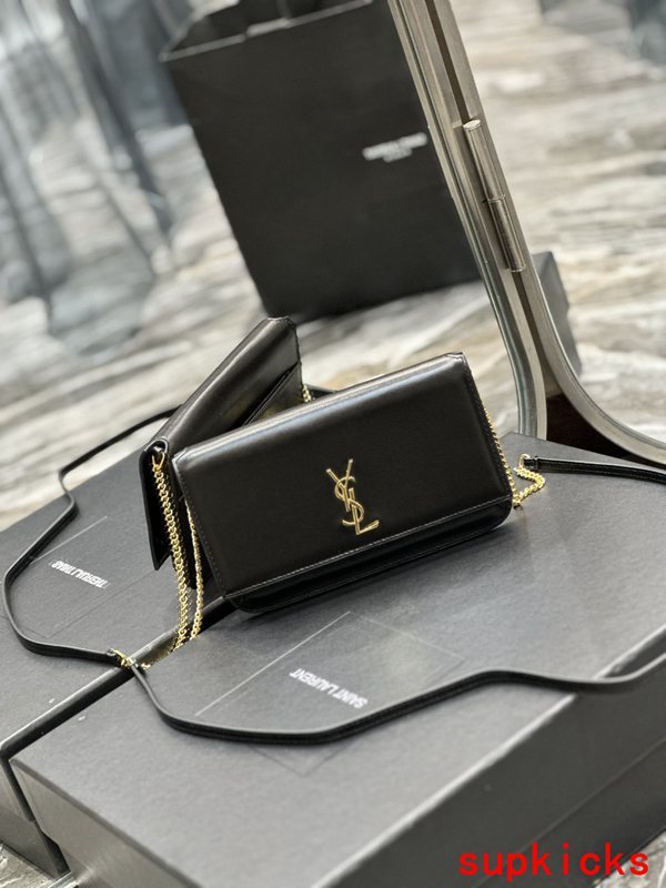 Amelia- Mix Wallets - 458