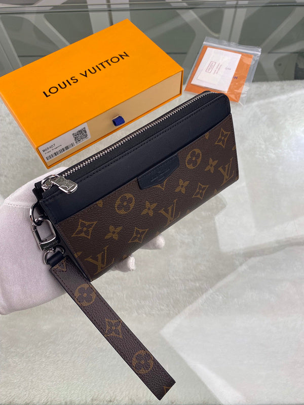Fan Fashion Lu-Vi bags - 17414
