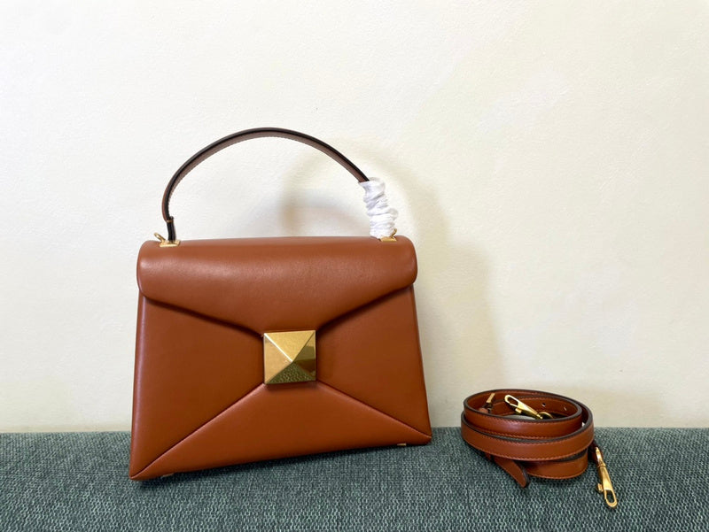 VAL LUXURY BAGS - FOR FASHION LOVERS  AFFORDABLE LUXURY BAGS- 056