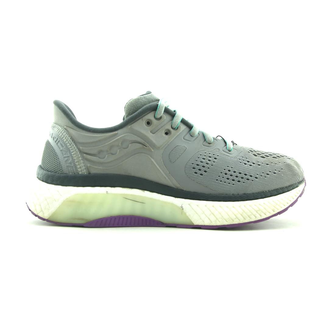 SAUCONY HURRICANE 23
