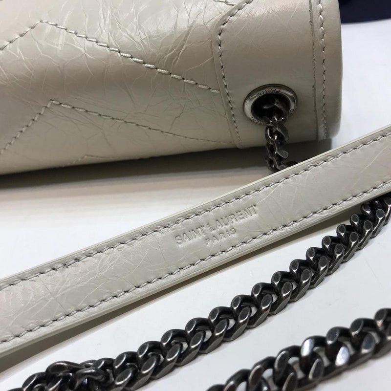 Amelia - YSL Bag - 2892