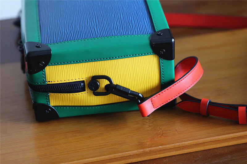 Fan Fashion Lu-Vi bags - 10180