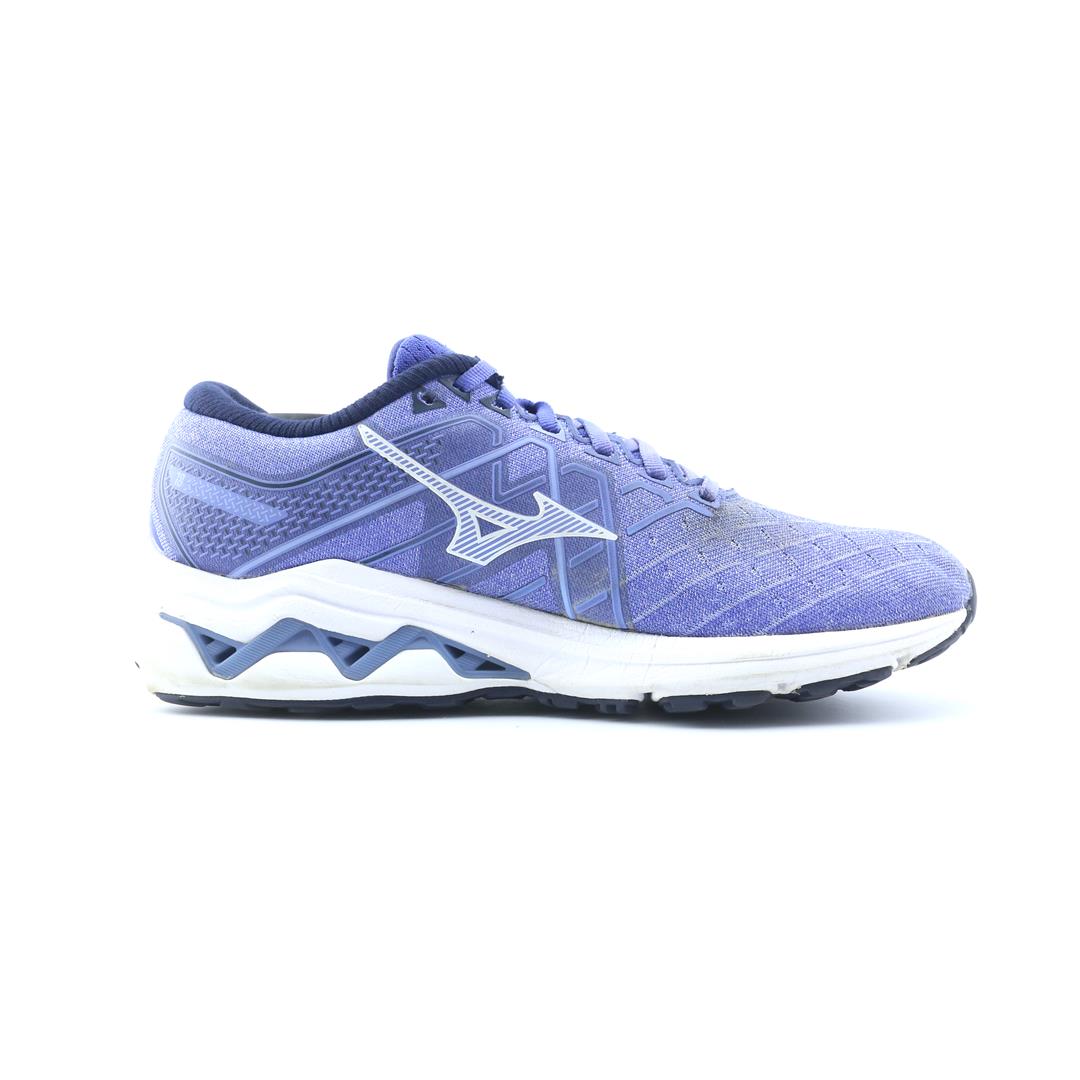 MIZUNO WAVE INSPIRE 18