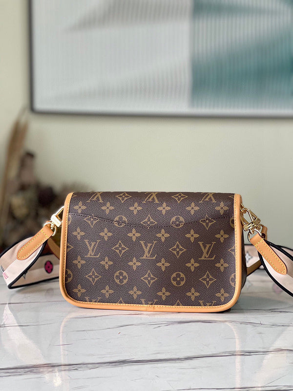 Fashion Lu-Vi bags - 5382