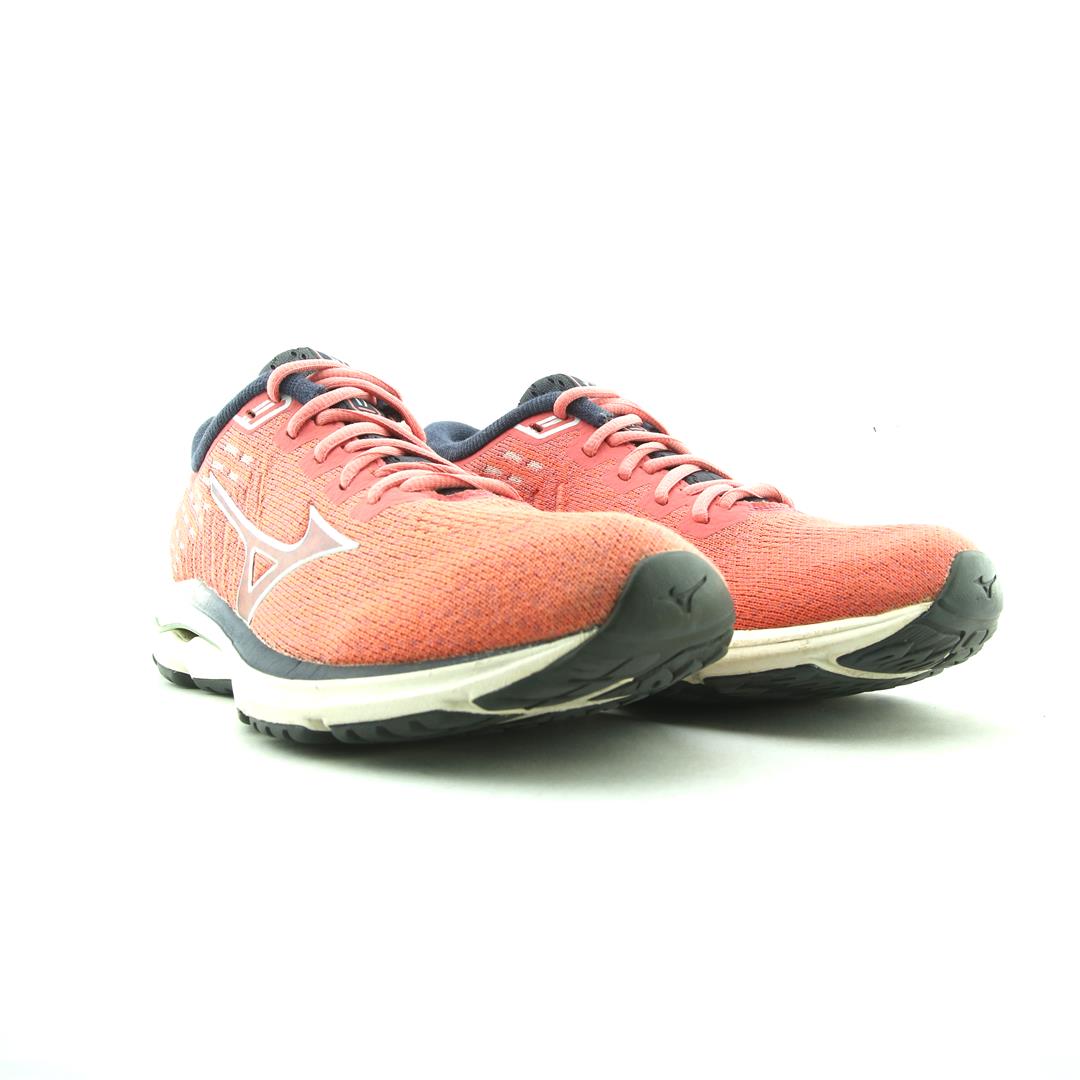 MIZUNO WAVE INSPIRE 17