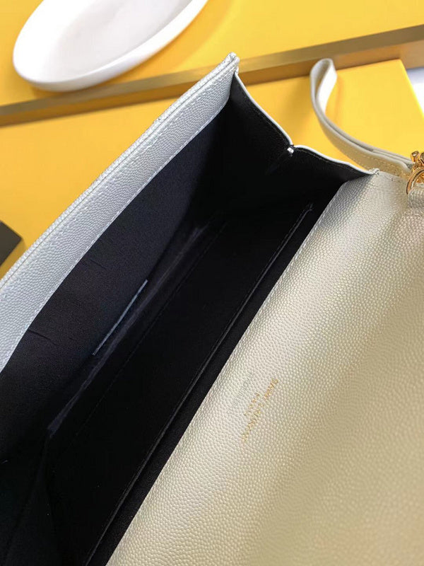 Amelia - YSL Bag - 3743