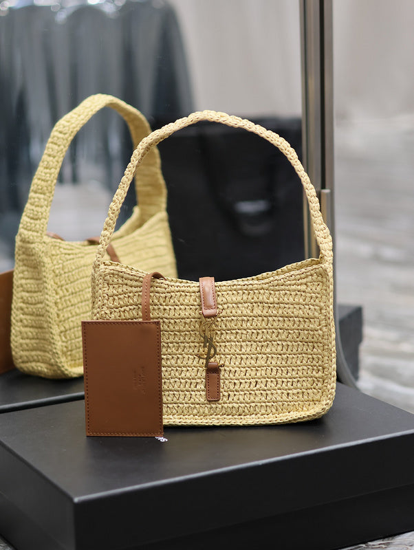 Amelia - YSL Bag - 1827
