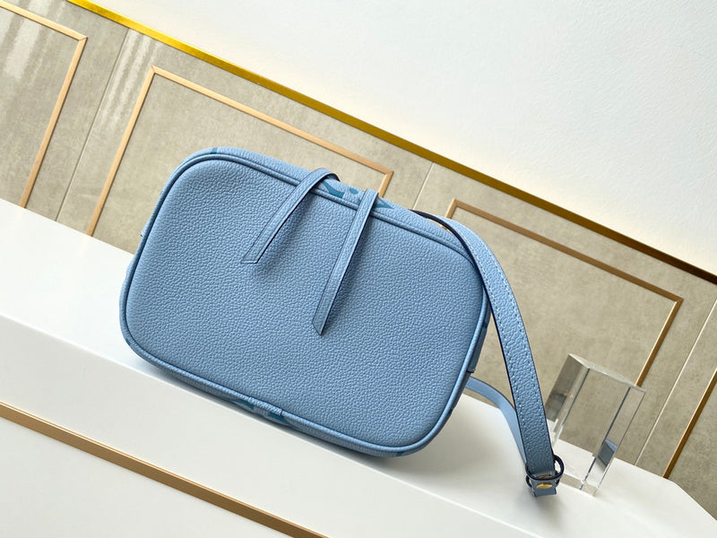 Fan Fashion Lu-Vi bags - 17538
