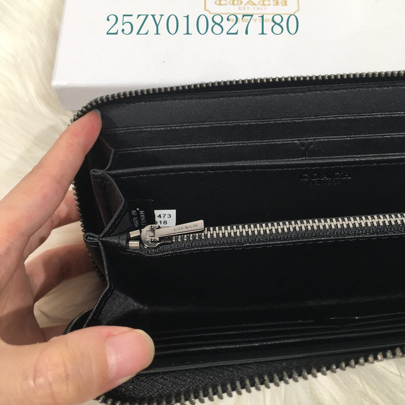 Amelia - CAH Wallet - 158