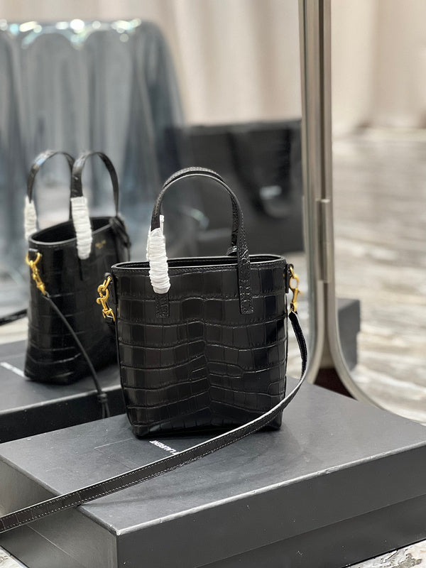Amelia - YSL Bag - 3893