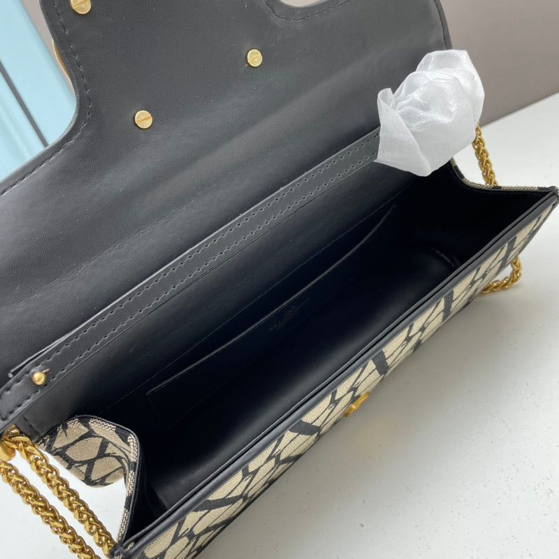 Amelia's Bag Gallery - VEL Bags - 130