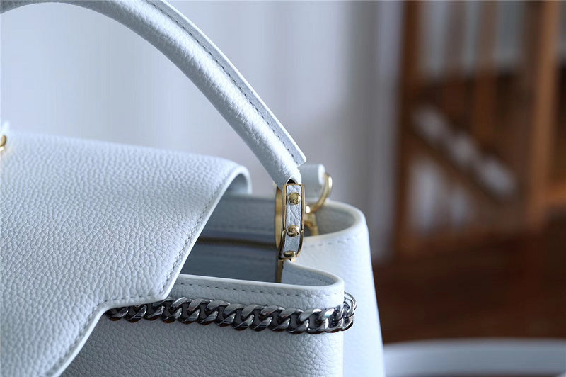 Fan Fashion Lu-Vi bags - 8387