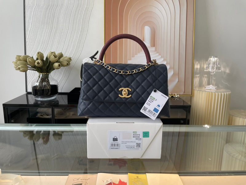 Wellow Bags - Chanel - Bags  - 718
