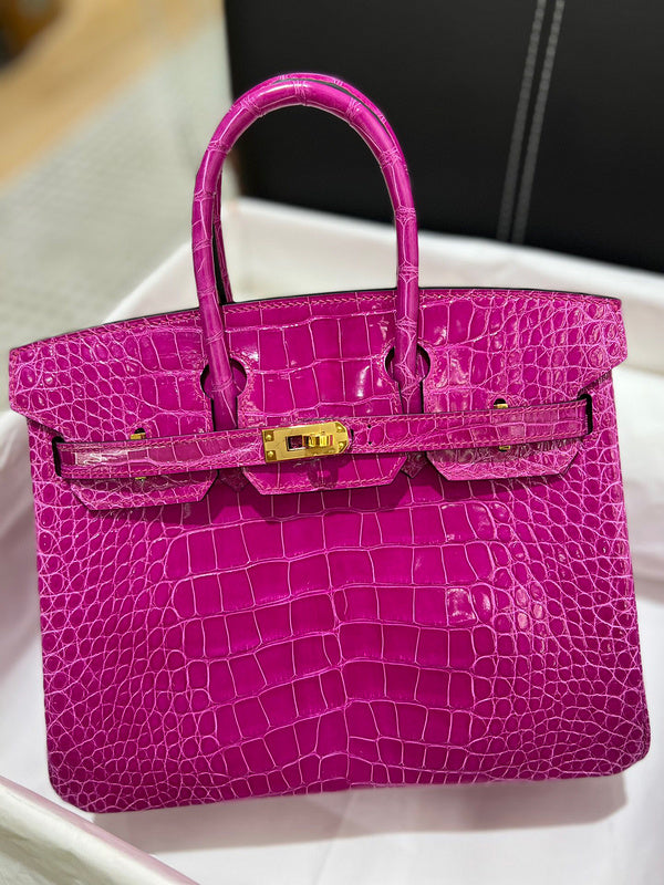 Amelia - HMS Bags - 1722