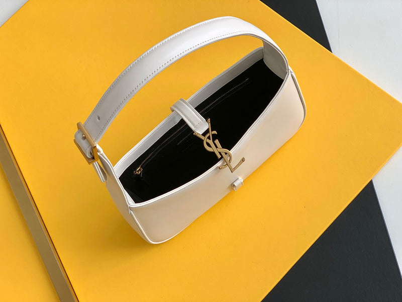 Amelia - YSL Bag - 4125