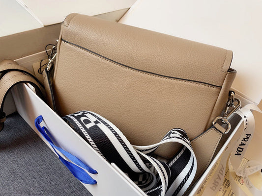 Amelia- PRDA  LUXURY BAGS - 583