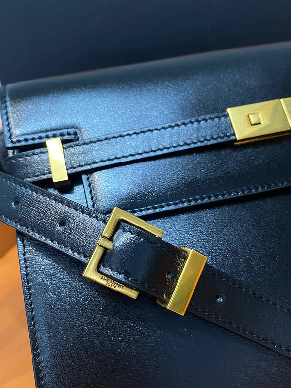 Amelia - YSL Bag - 2083
