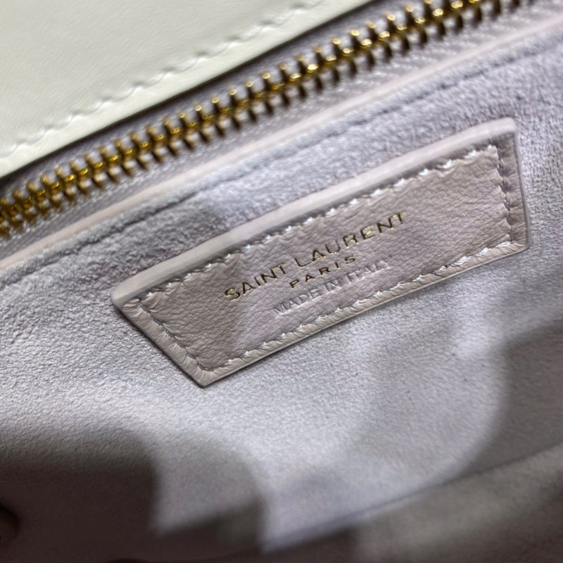 Amelia - YSL Bag - 2130