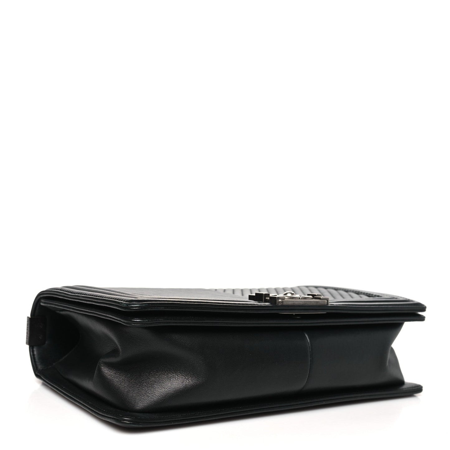 Amelia Calfskin Chevron Quilted New Medium Boy Black