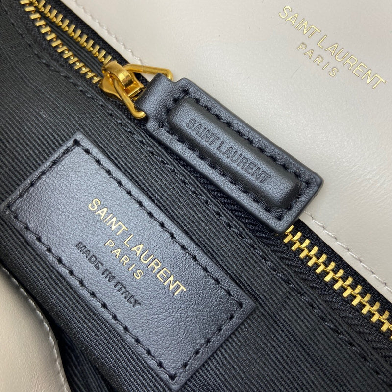 Amelia - YSL Bag - 3725