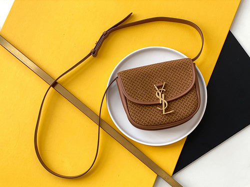 Amelia - YSL Bag - 3730