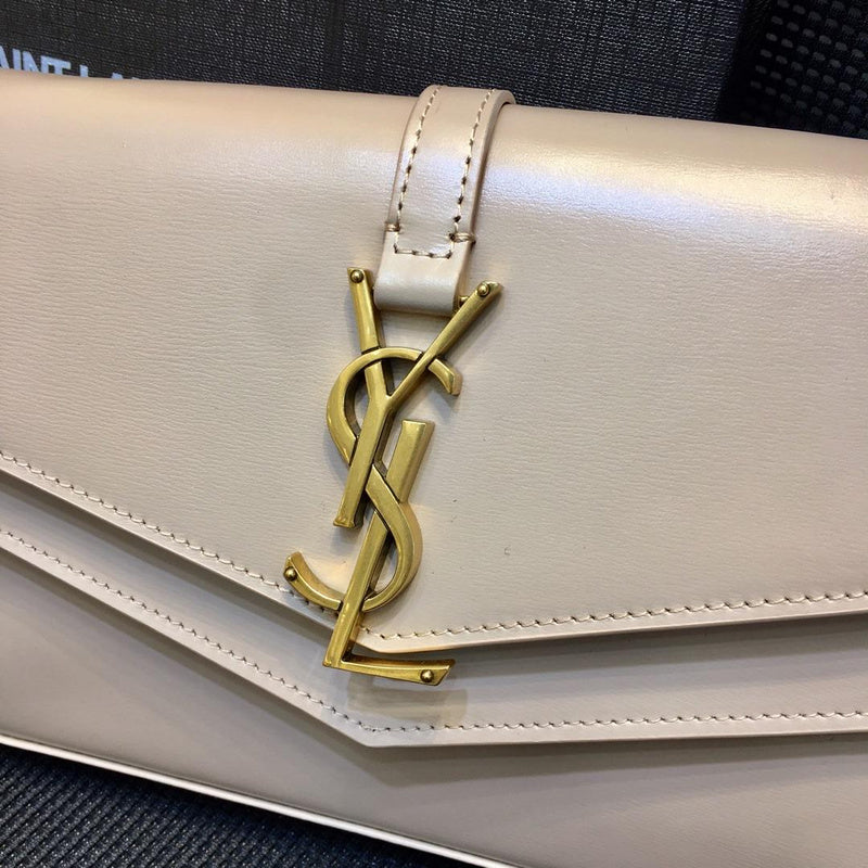 Amelia - YSL Bag - 2676