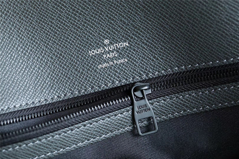 Fan Fashion Lu-Vi bags - 9843