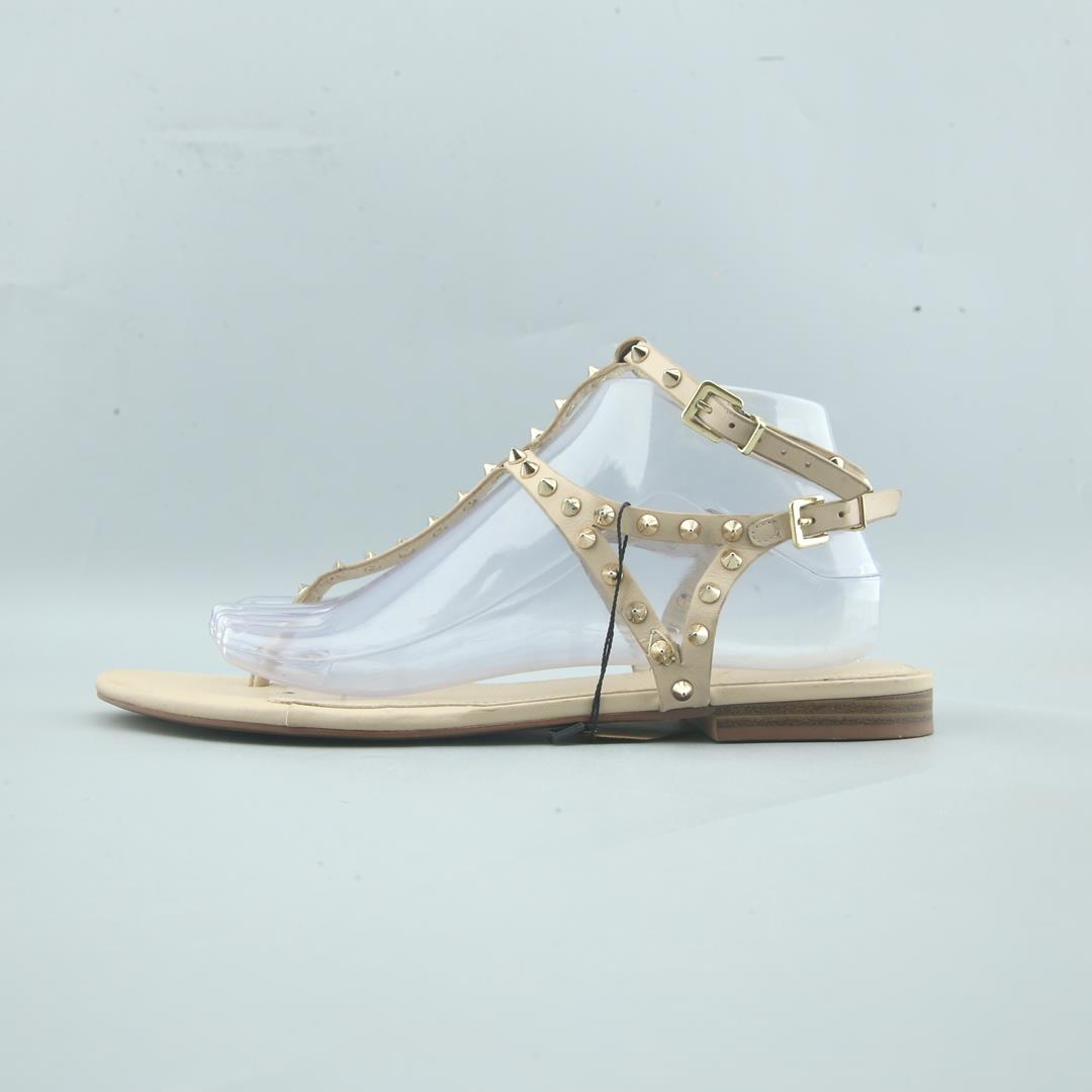 ZARA. .