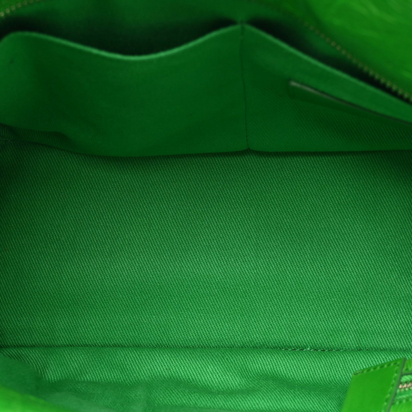 Marc Jacobs Shiny Crinkled Calfskin Medium The Tote Bag Green Glow