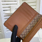 Amelia - CAH Wallet - 037