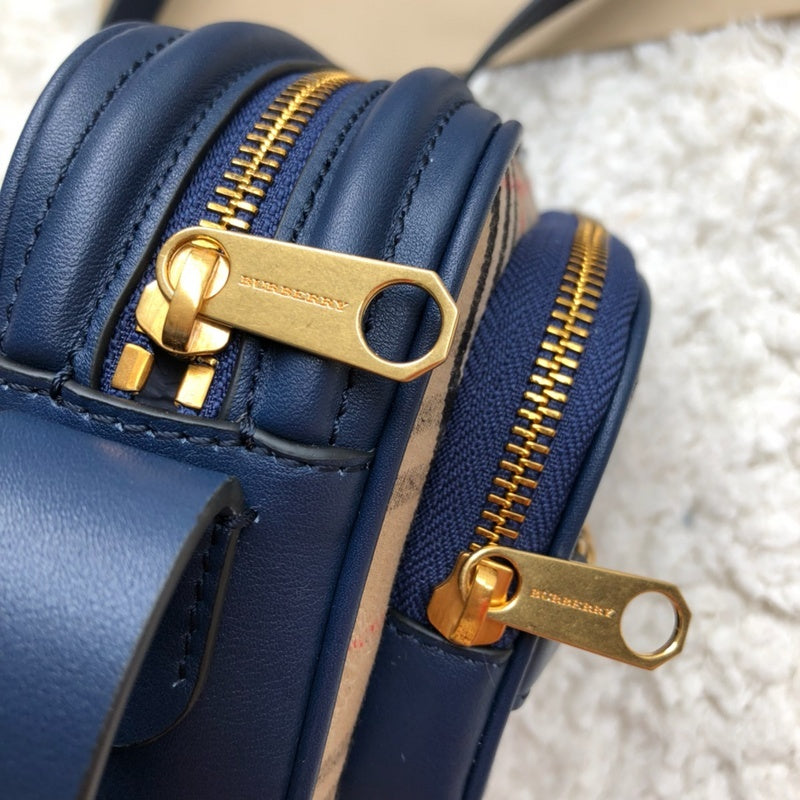 Burberry Bags - Bagsattire   587