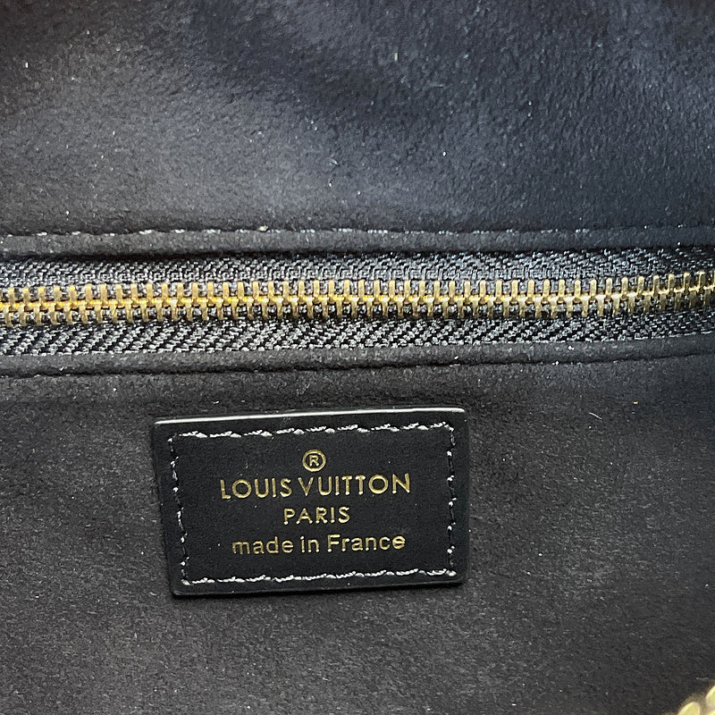 Fan Fashion Lu-Vi bags - 8053