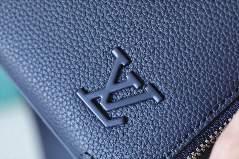 Fan Fashion Lu-Vi bags - 9972