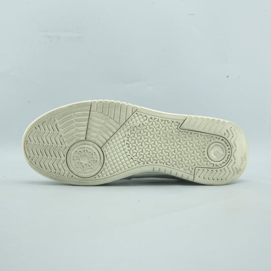 LI-NING YUEBAI SKATEBOARD
