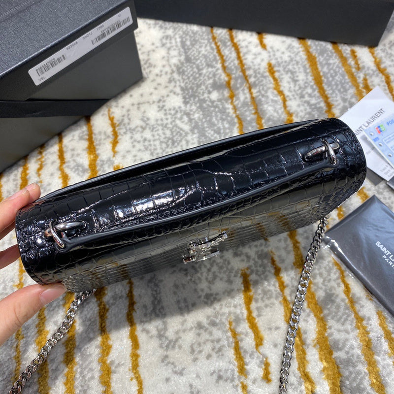 Amelia - YSL Bag - 3602