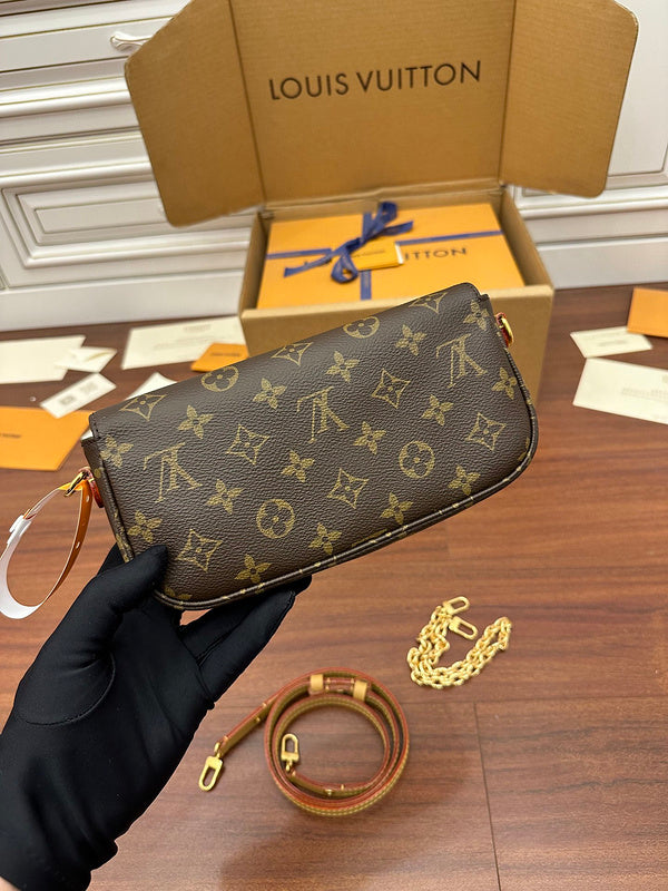 Amelia's Bag Gallery - LOV Bags - 1025